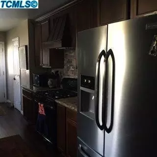 3236 E Caldwell Ave, Visalia, CA 93292 photo 7