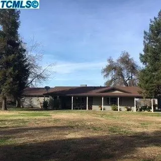 3236 E Caldwell Ave, Visalia, CA 93292 photo 2