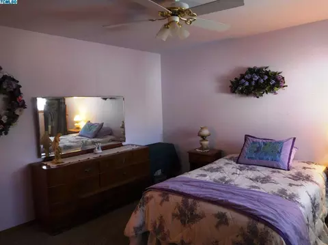 1741 S Heritage St, Visalia, CA 93277 photo 12