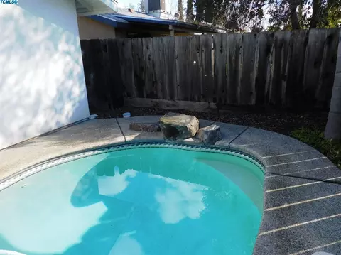 1741 S Heritage St, Visalia, CA 93277 photo 22