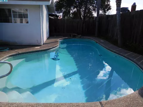 1741 S Heritage St, Visalia, CA 93277 photo 19