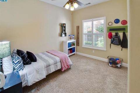 3445 E Feemster Ave, Visalia, CA 93292 photo 14