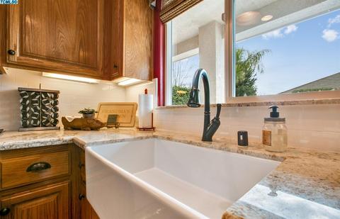 3445 E Feemster Ave, Visalia, CA 93292 photo 11