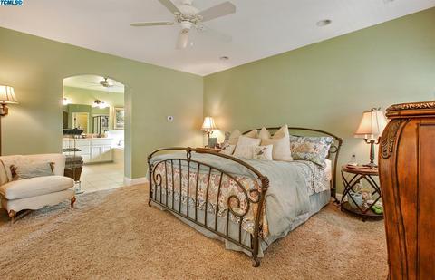 3445 E Feemster Ave, Visalia, CA 93292 photo 22