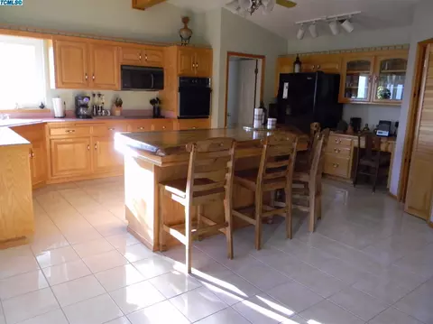 44227 Dinely Dr, Three Rivers, CA 93271 photo 15