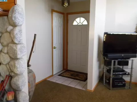 44227 Dinely Dr, Three Rivers, CA 93271 photo 18