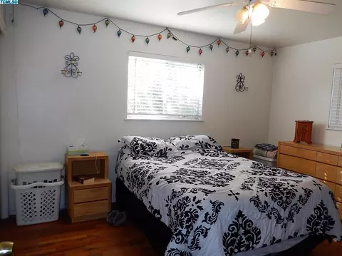 397 E Gail Ave, Tulare, CA 93274 photo 9
