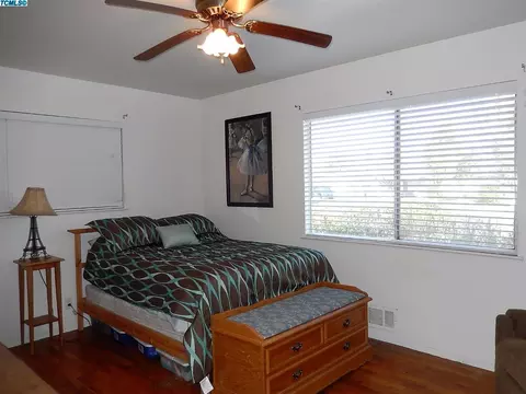 397 E Gail Ave, Tulare, CA 93274 photo 10