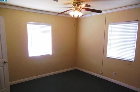 2209 W Tulare Ave, Visalia, CA 93277 photo 9