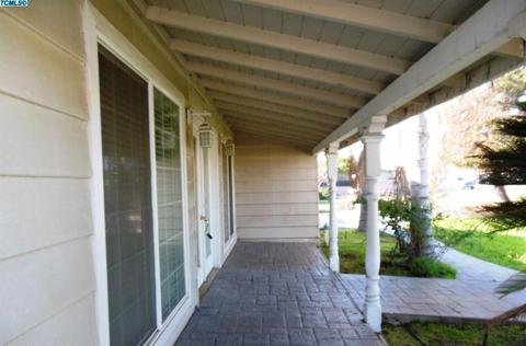 2209 W Tulare Ave, Visalia, CA 93277 photo 5