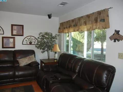 503 Waldo Ave, Exeter, CA 93221 photo 6