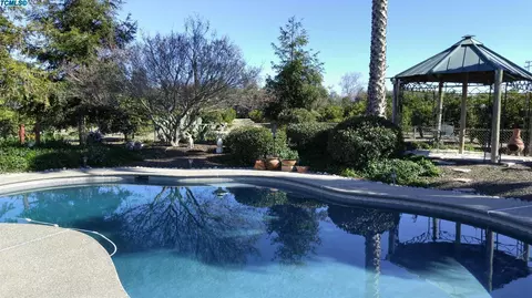 1522 W Marinette Ave, Exeter, CA 93221 photo 17