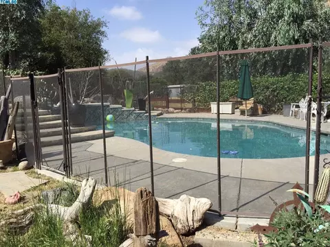 41895 N Fork Dr, Three Rivers, CA 93271 photo 2