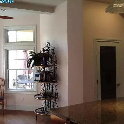 3515 E Hillcrest Ave, Visalia, CA 93292 photo 21