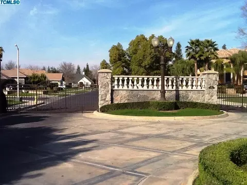 3515 E Hillcrest Ave, Visalia, CA 93292 photo 55