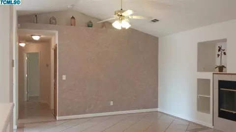 3834 E Willow Ave, Visalia, CA 93292 photo 8