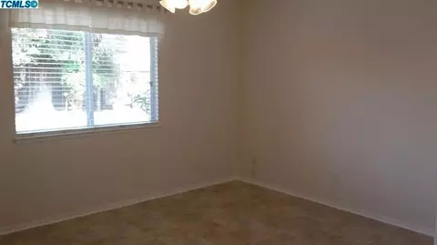 3834 E Willow Ave, Visalia, CA 93292 photo 10