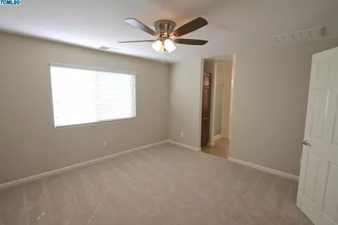 2321 E Victor Ave, Visalia, CA 93292 photo 11