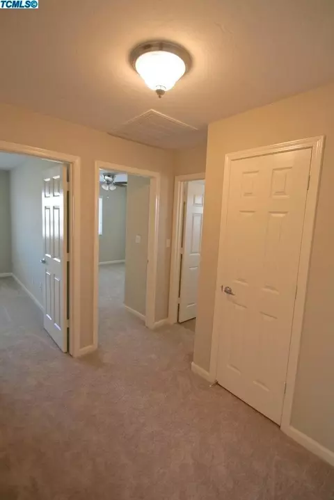 2321 E Victor Ave, Visalia, CA 93292 photo 14