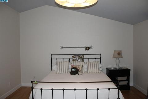 358 Old Line Ave, Exeter, CA 93221 photo 9