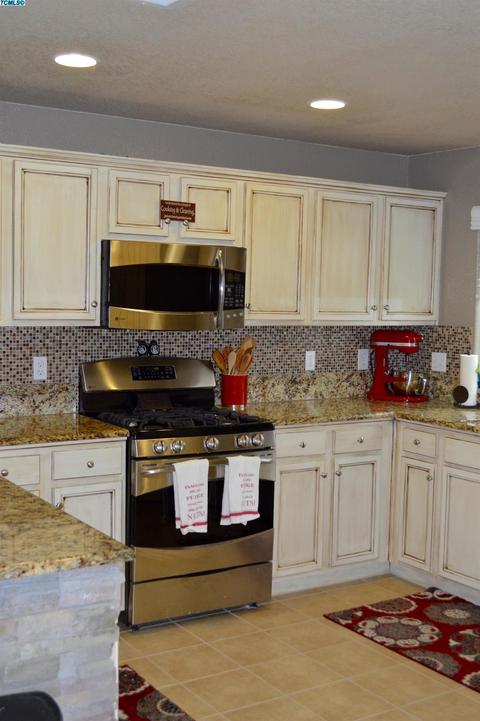 1461 National Dr, Lemoore, CA 93245 photo 4