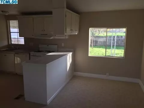 21879 Avenue 296, Exeter, CA 93221 photo 4