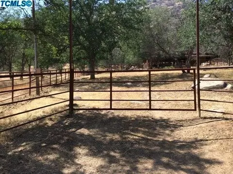 44843 Dinely Dr, Three Rivers, CA 93271 photo 21