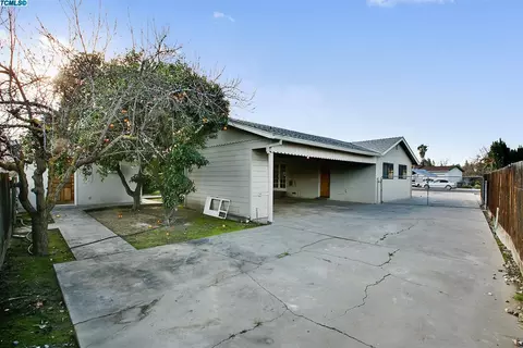 3113 E Duran Ave, Visalia, CA 93292 photo 5