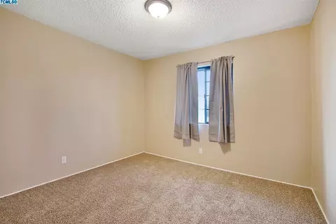 3113 E Duran Ave, Visalia, CA 93292 photo 16