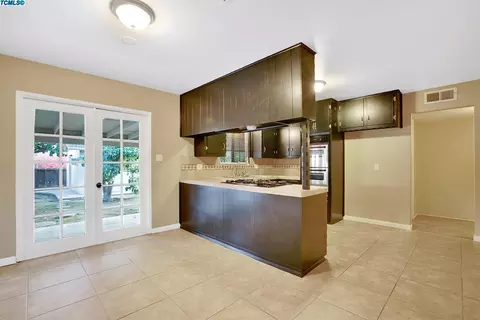 3113 E Duran Ave, Visalia, CA 93292 photo 11