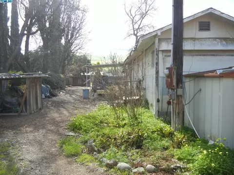 21775 Badger Hill Ave, Exeter, CA 93221 photo 9