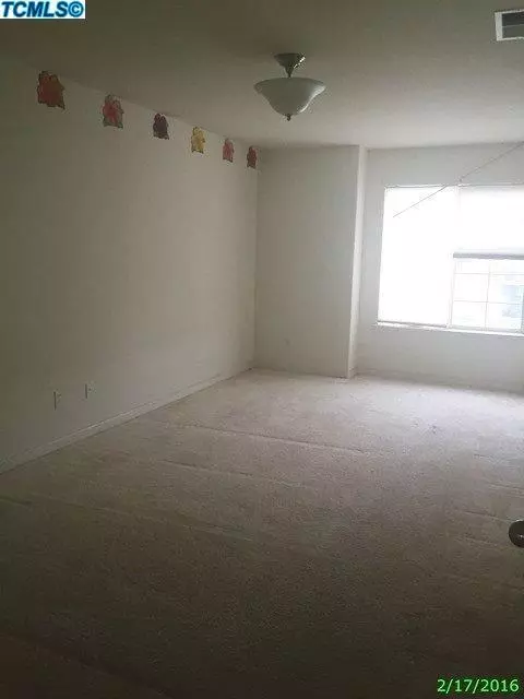 934 Privilege Dr, Lemoore, CA 93245 photo 6
