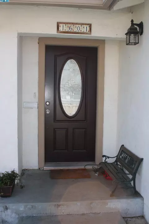 1601 Bell Ave, Corcoran, CA 93212 photo 2