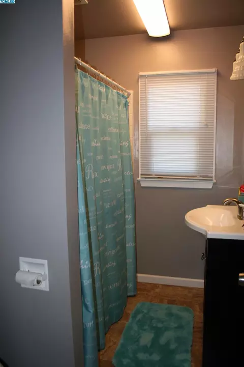 1601 Bell Ave, Corcoran, CA 93212 photo 11