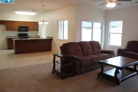 1630 Laredo Ave, Dinuba, CA 93618 photo 1