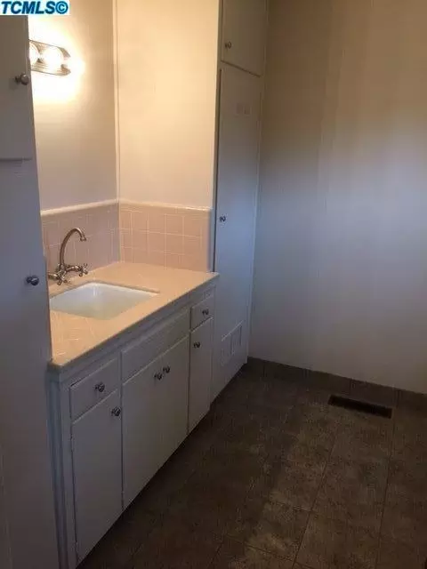 116 E Gail Ave, Tulare, CA 93274 photo 8