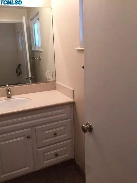 116 E Gail Ave, Tulare, CA 93274 photo 11