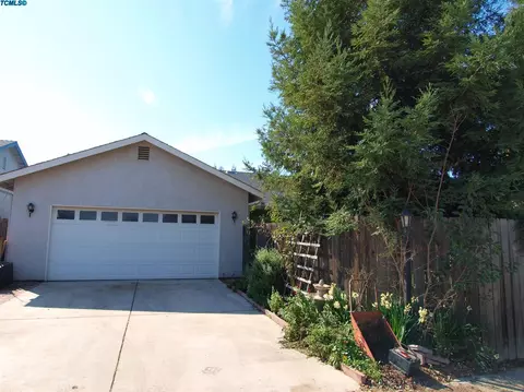 1131 Vine St, Exeter, CA 93221 photo 17