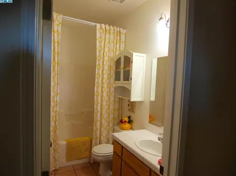 1131 Vine St, Exeter, CA 93221 photo 13