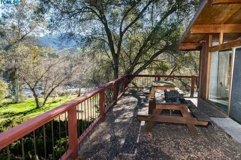 42940 Kaweah River Dr, Three Rivers, CA 93271 photo 14