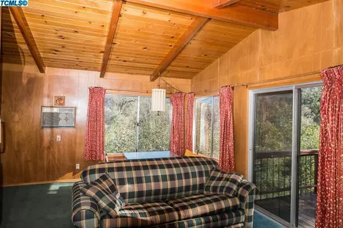 42940 Kaweah River Dr, Three Rivers, CA 93271 photo 11