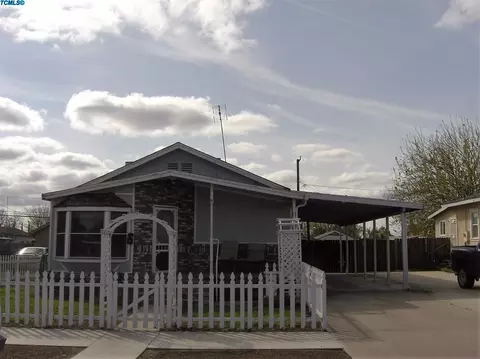 124 S Quince Ave, Exeter, CA 93221 photo 2