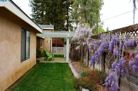 1638 E Castleview Ave, Visalia, CA 93292 photo 15