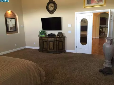821 Valley View St, Taft, CA 93268 photo 17