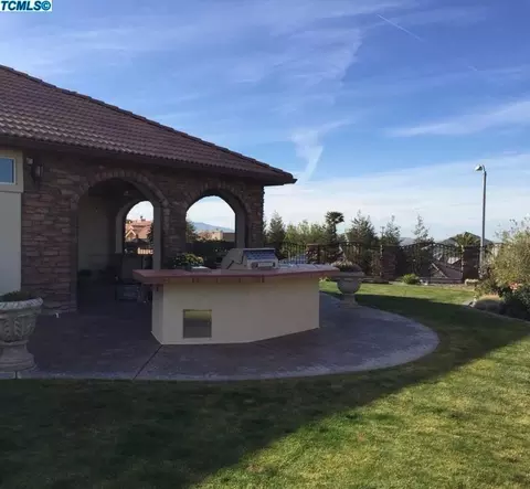 821 Valley View St, Taft, CA 93268 photo 41