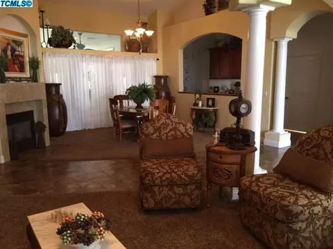 821 Valley View St, Taft, CA 93268 photo 5