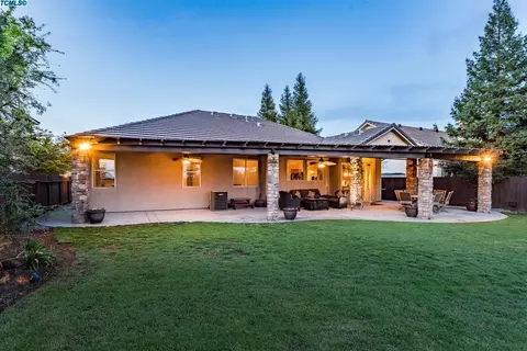 2772 Sussex Ave, Clovis, CA 93611 photo 21