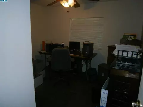 3133 S Avocado St #50, Visalia, CA 93277 photo 8
