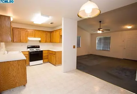 809 Tucker Ave, Sanger, CA 93657 photo 7