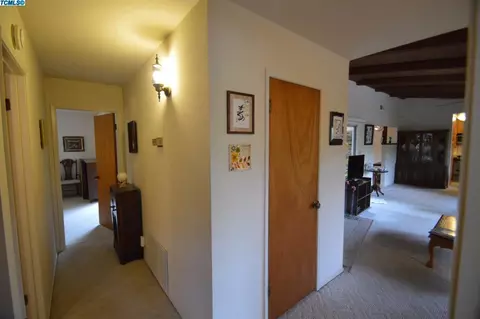 1560 E Myer Ave, Exeter, CA 93221 photo 11